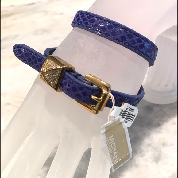 Michael Kors Leather Double Wrap Pyramid Bracelet - Picture 2 of 4